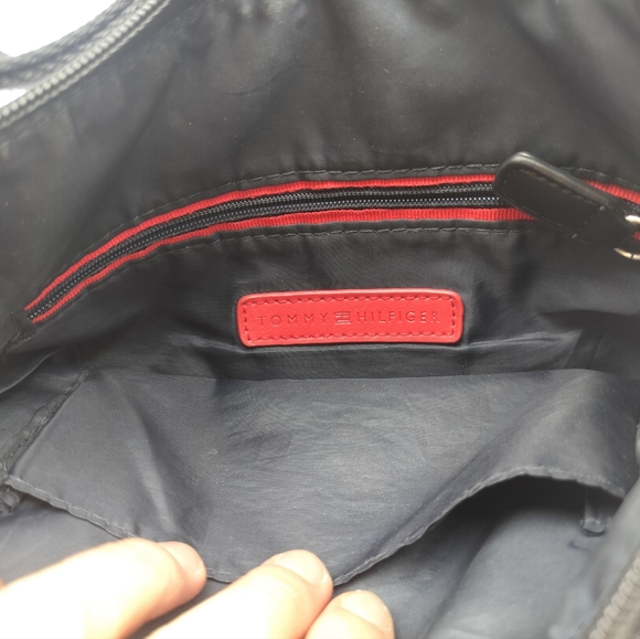 Tommy Hilfiger Handbag - Picture 2 of 3